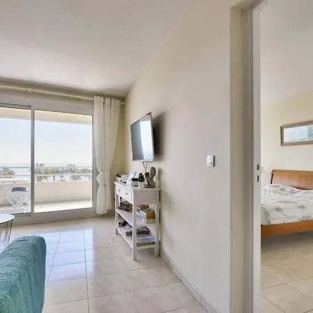 Apartment W 2 Bathrooms At 400M From The Beach Nice Exterior photo