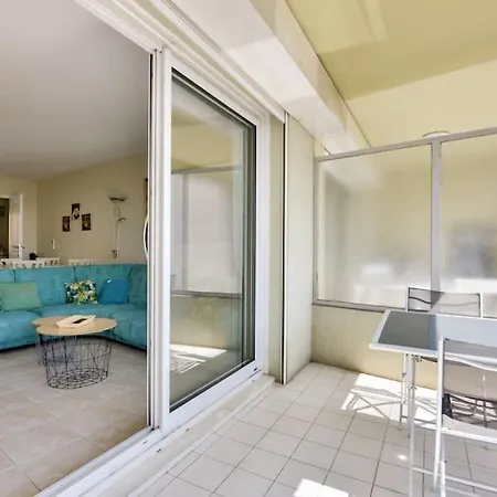 Apartment W 2 Bathrooms At 400M From The Beach Nice Exterior photo