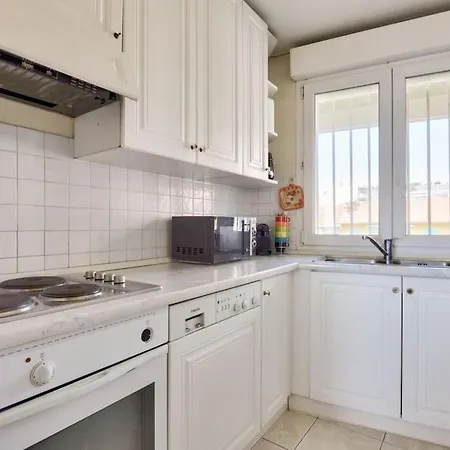 Apartment W 2 Bathrooms At 400M From The Beach Nice Exterior photo